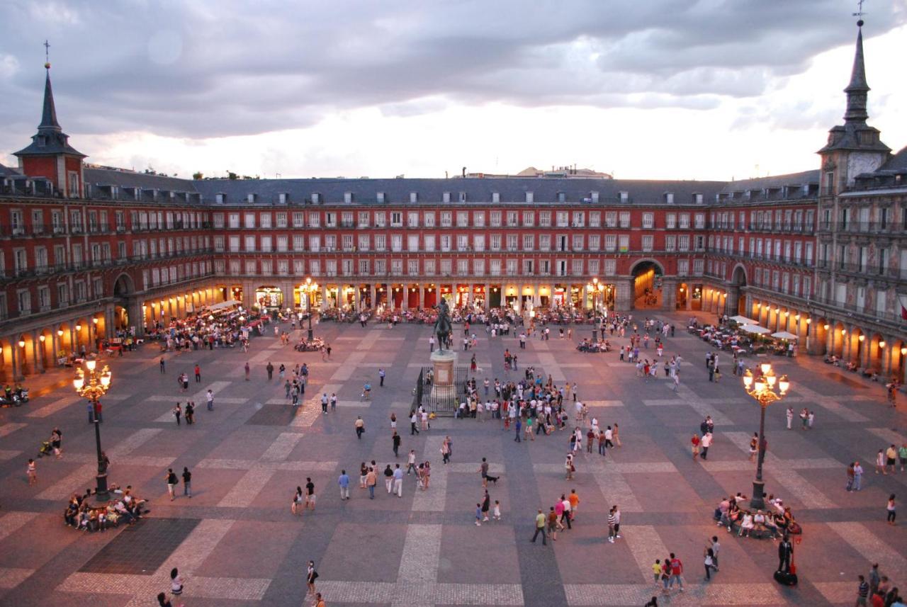 Nuevo Elegante Piso Vintage En Plena Plaza Mayor Madrid Eksteriør bilde